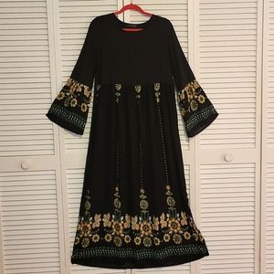 Emery Rose 🌹 Black Maxi Dress with Floral Design + Bell Sleeves sz Med